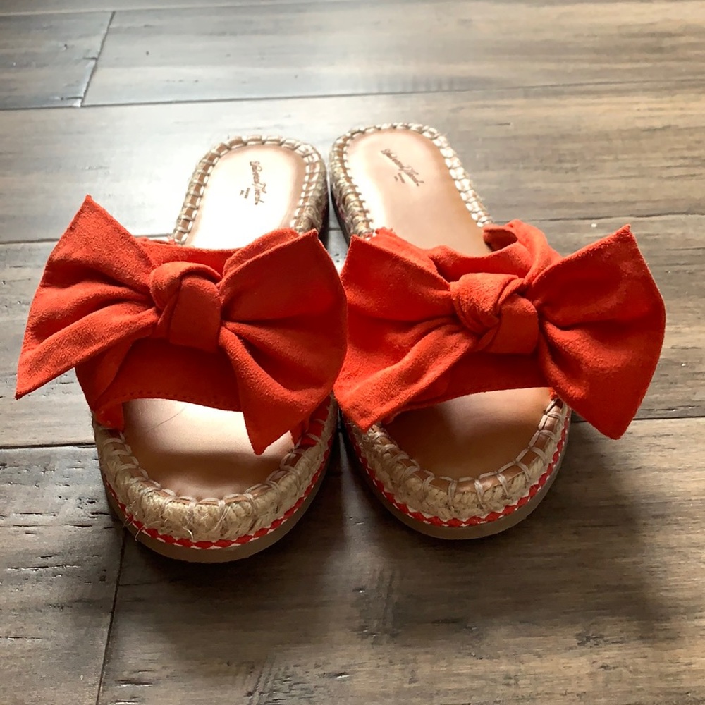 Cute Universal Thread Bow Slippers